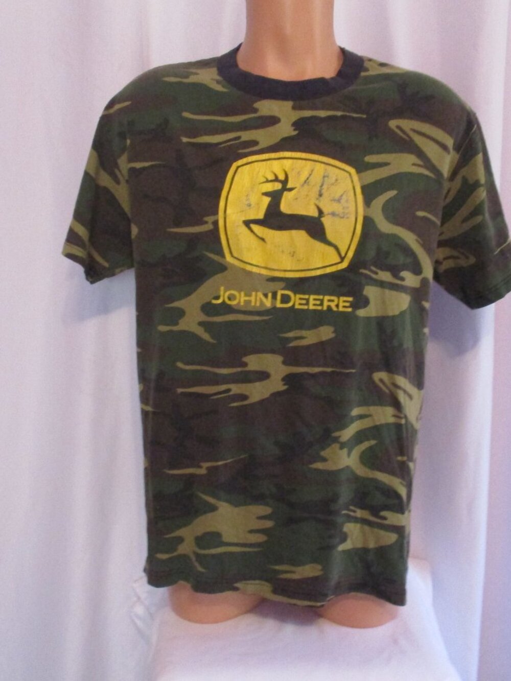 John Deere Shirt Large Camo Logo Graphic Alstyle Tee Hunting Outdoor